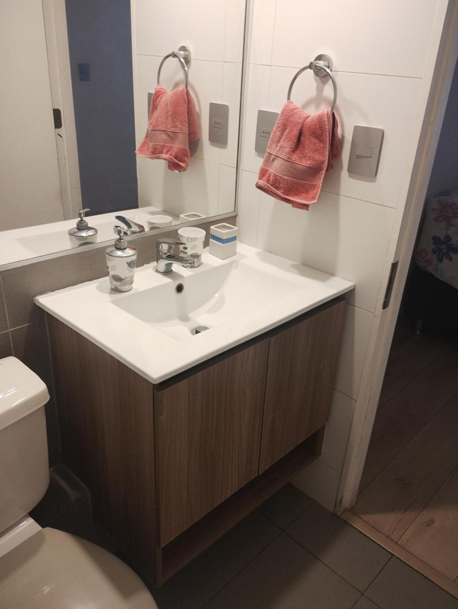 Arriendo De Dpto Por Dia O Mensual Centrico Apartamento *
